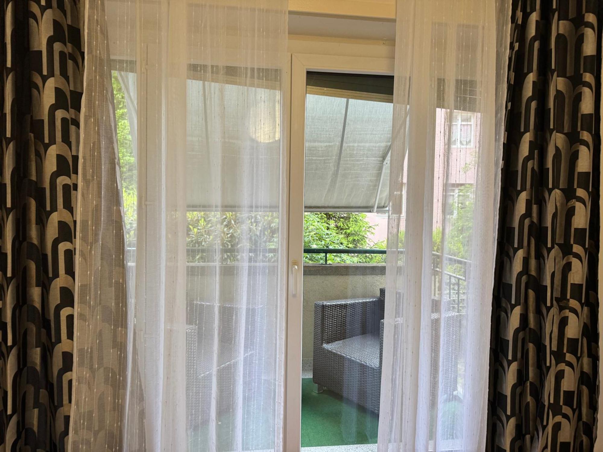 Apartment Les Jardins Du Confort Lausanne