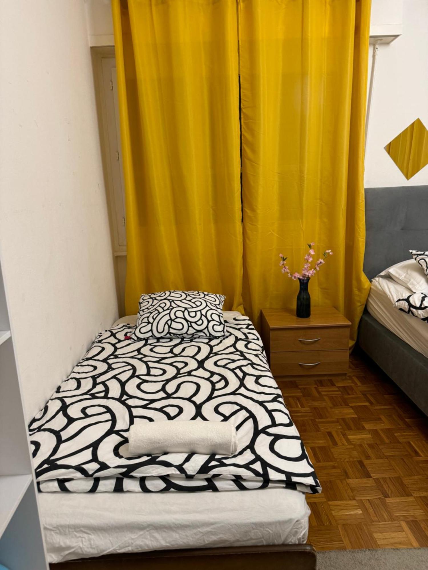 Les Jardins Du Confort Apartment